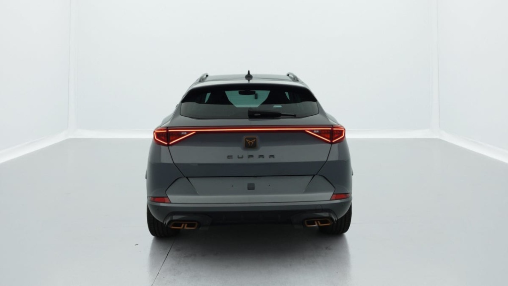 CUPRA FORMENTOR 1.4 e-HYBRID 204 ch DSG6 V - ref: 1-331230 - Photo 5