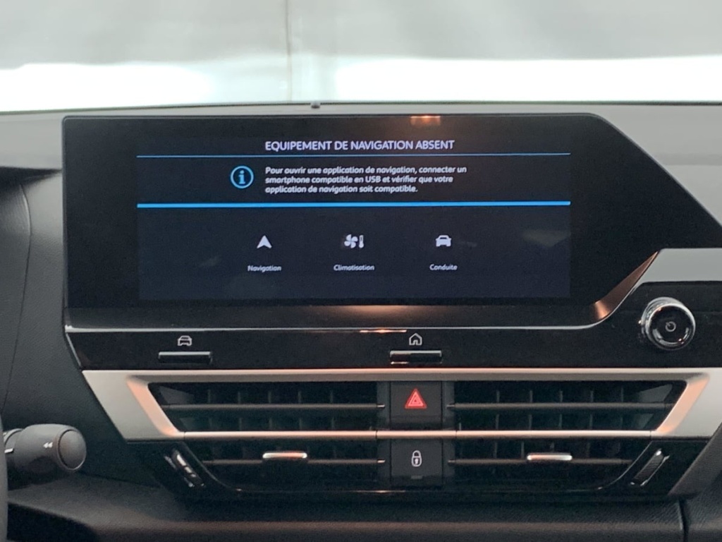 CITROEN C4 NOUVELLE HYBRIDE 136 E-DCS6 PLUS - ref: 1-331778 - Photo 13