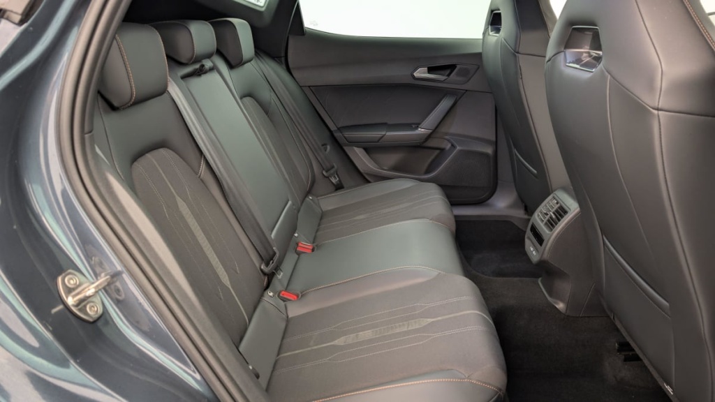 CUPRA FORMENTOR 1.4 E-HYBRID 245 CH DSG6 VZ - ref: 1-332617 - Photo 8