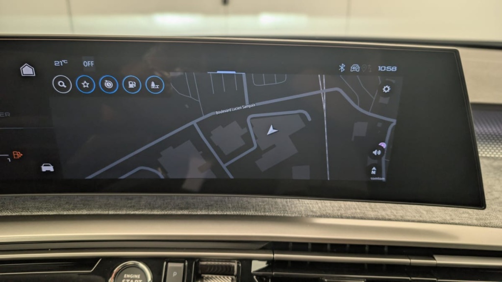 PEUGEOT 3008 Hybrid 145 e-DCS6 GT - ref: 1-333069 - Photo 16
