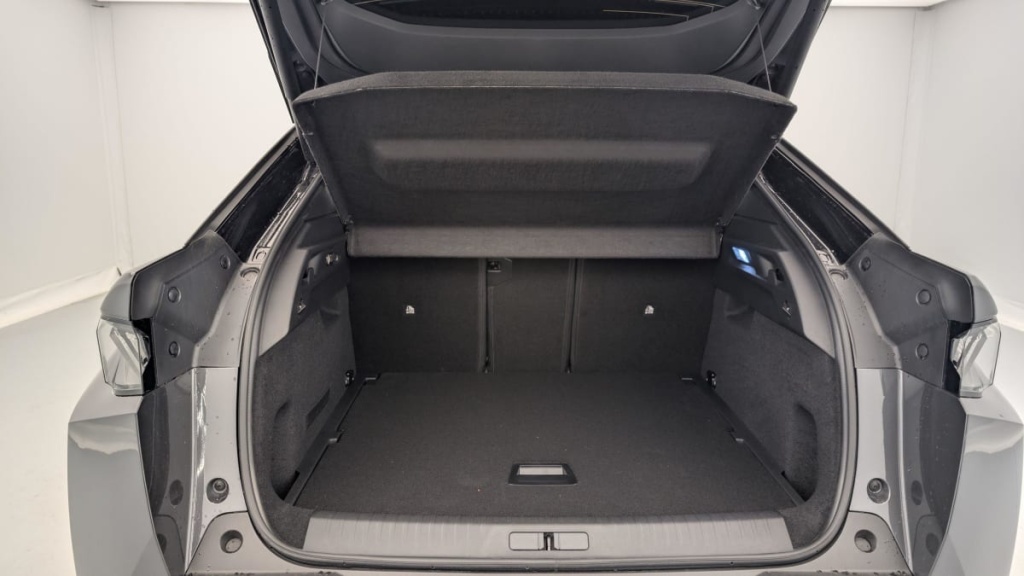 PEUGEOT 3008 Hybrid 145 e-DCS6 GT - ref: 1-333109 - Photo 11