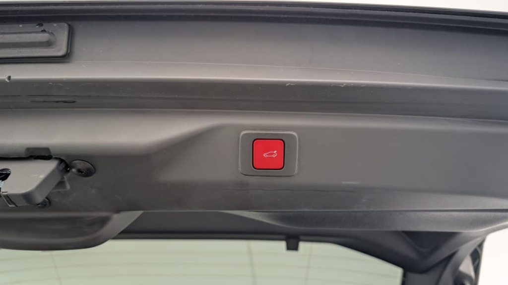 PEUGEOT 3008 Hybrid 145 e-DCS6 GT - ref: 1-333109 - Photo 20