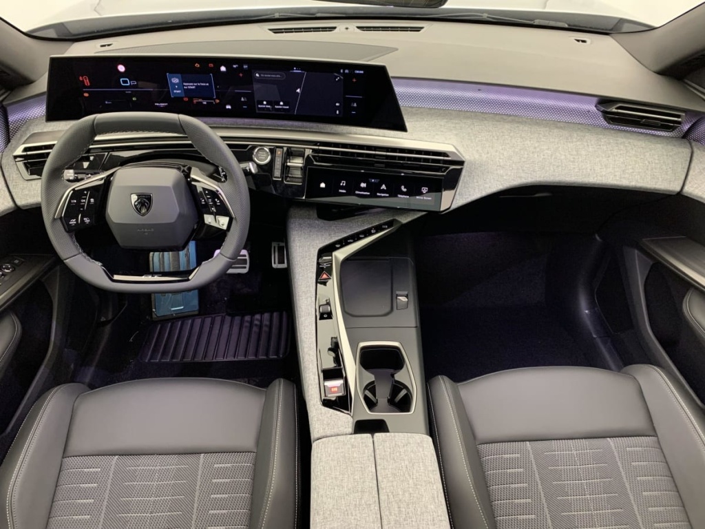 PEUGEOT 3008 Hybrid 145 e-DCS6 GT - ref: 1-333232 - Photo 10