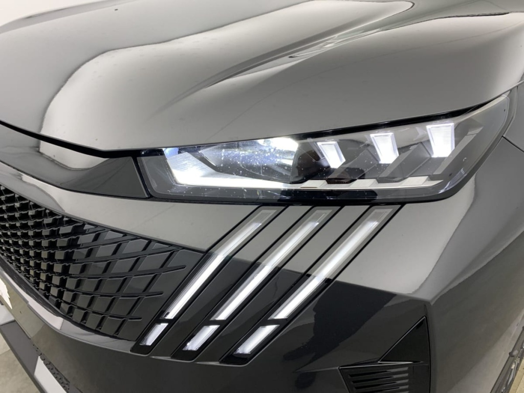 PEUGEOT 3008 Hybrid 145 e-DCS6 GT - ref: 1-333232 - Photo 16
