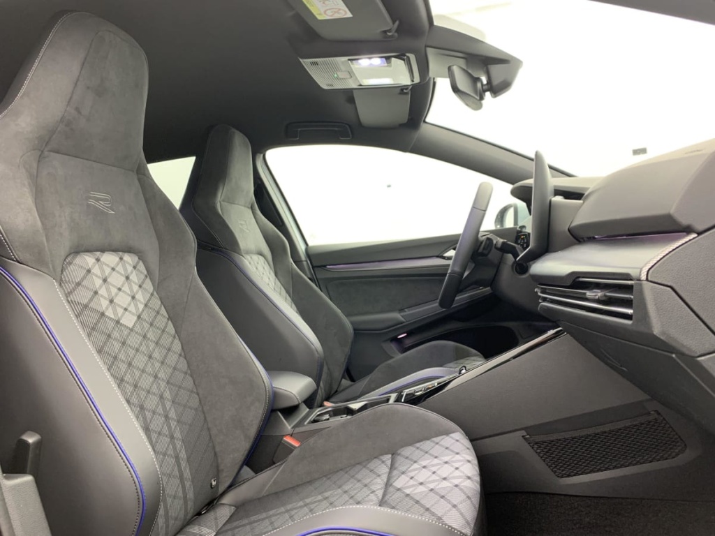 VOLKSWAGEN GOLF 8 NOUVELLE 2.0 TDI 150 DSG7 R-LINE - ref: 1-333348 - Photo 9