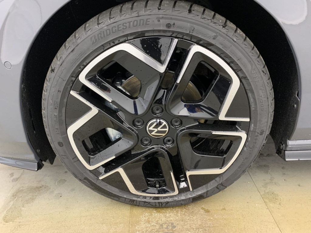 VOLKSWAGEN GOLF 8 NOUVELLE 2.0 TDI 150 DSG7 R-LINE - ref: 1-333354 - Photo 17