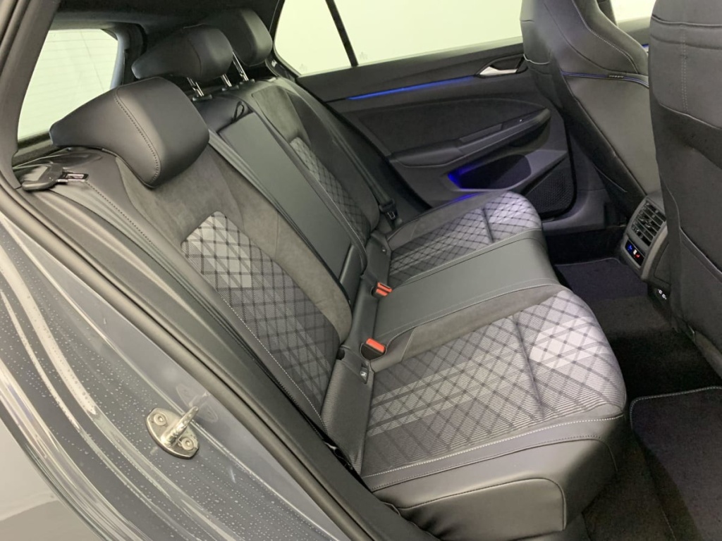 VOLKSWAGEN GOLF 8 NOUVELLE 2.0 TDI 150 DSG7 R-LINE - ref: 1-333373 - Photo 8