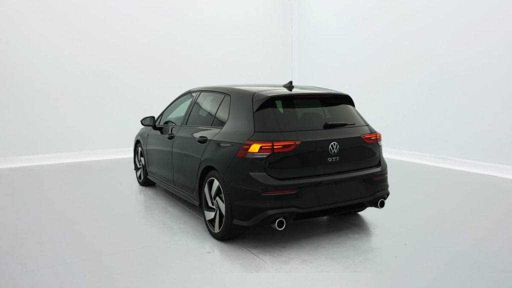 VOLKSWAGEN GOLF 8 2.0 TSI 245 DSG7 GTI - ref: 1-333818 - Photo 4