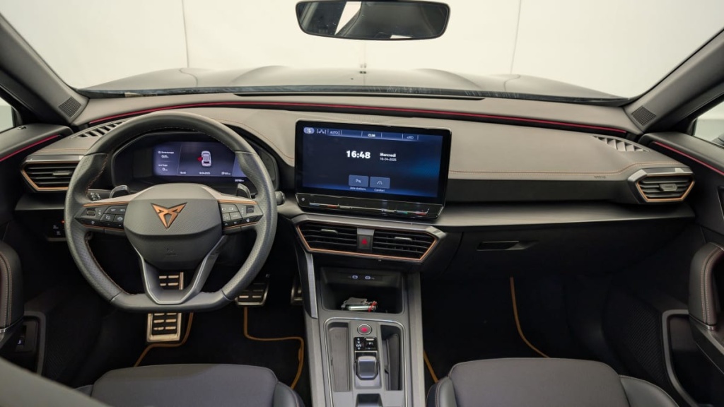 CUPRA FORMENTOR 1.4 E-HYBRID 245 CH DSG6 VZ - ref: 1-333822 - Photo 11