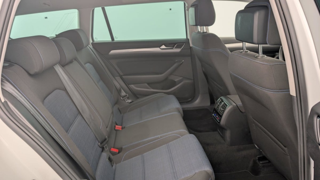 VOLKSWAGEN PASSAT SW 1.4 TSI Hybride Rechargeable DSG6 GTE - ref: 1-333840 - Photo 8