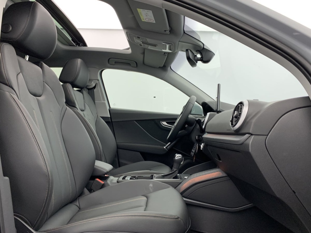 AUDI Q2 35 TFSI 150 S tronic 7 Design - ref: 1-334303 - Photo 9