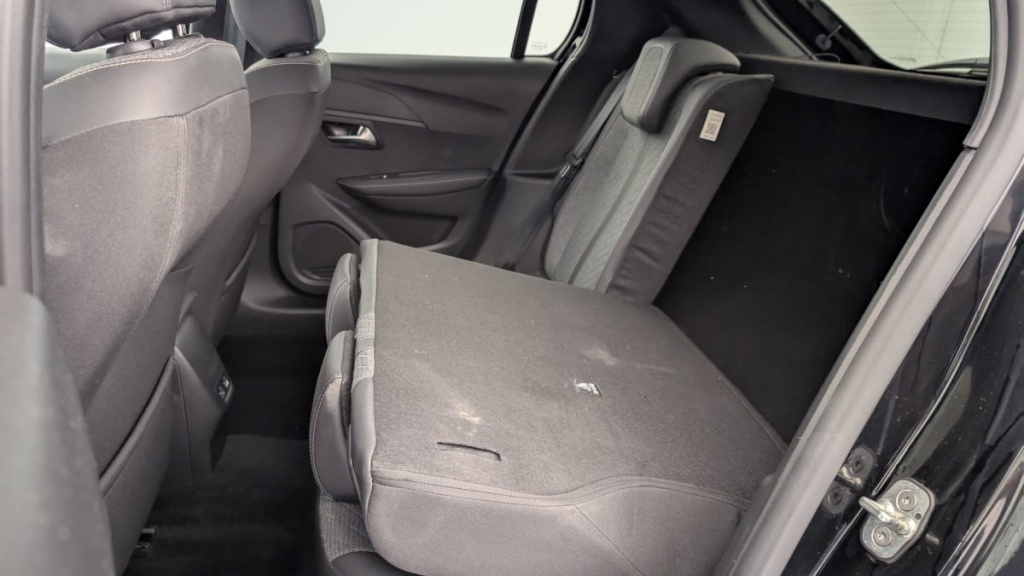 PEUGEOT 208 Hybrid 100 e-DCS6 Allure - ref: 1-334455 - Photo 10