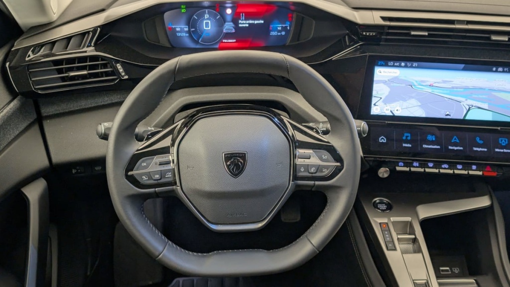 PEUGEOT 408 Hybrid 136 e-DCS6 Allure - ref: 1-334635 - Photo 14