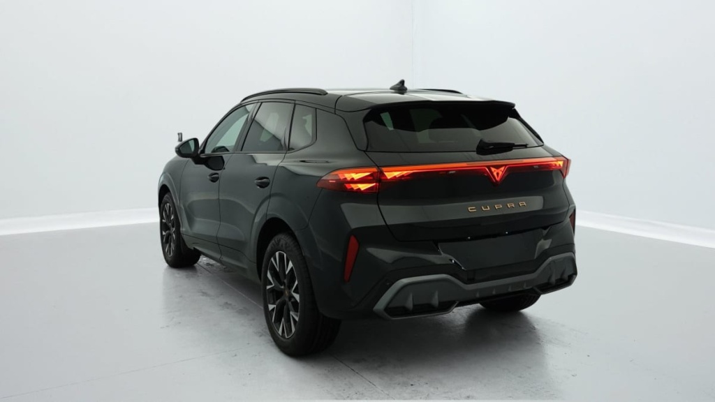 CUPRA Terramar 1.5 eTSI Hybrid 150 ch DSG7 V - ref: 1-335059 - Photo 4