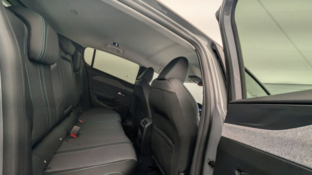 PEUGEOT 308 PureTech 130ch S S BVM6 Allure - ref: 1-335947 - Photo 8