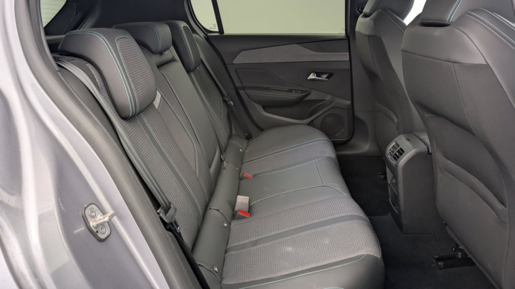 PEUGEOT 308 PureTech 130ch S S BVM6 Allure - ref: 1-335948 - Photo 8