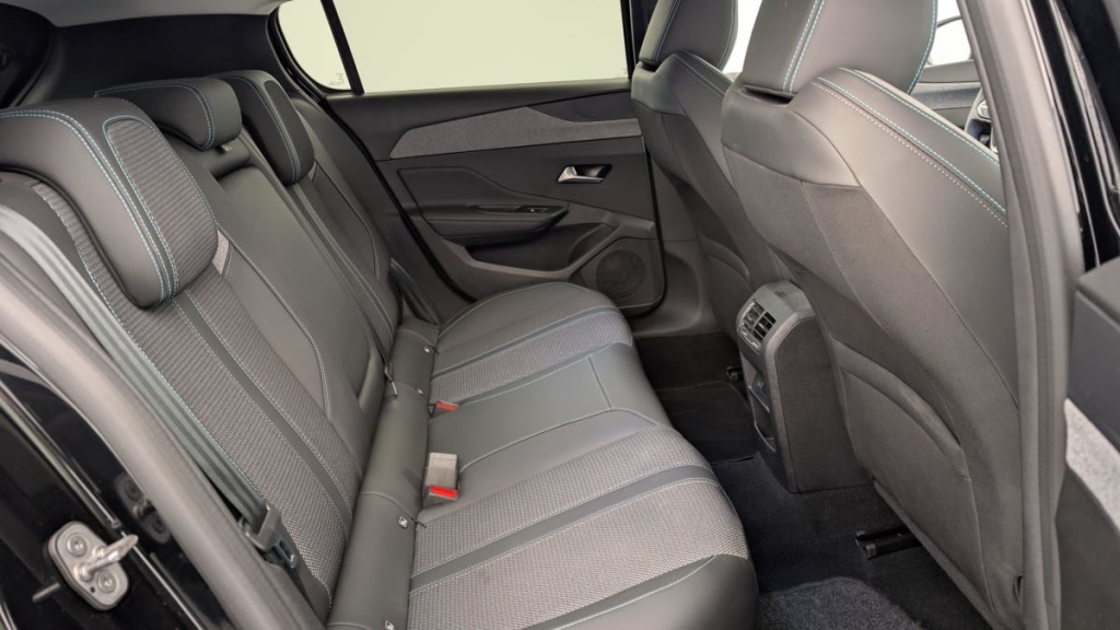 PEUGEOT 308 PureTech 130ch S S BVM6 Allure - ref: 1-335960 - Photo 8
