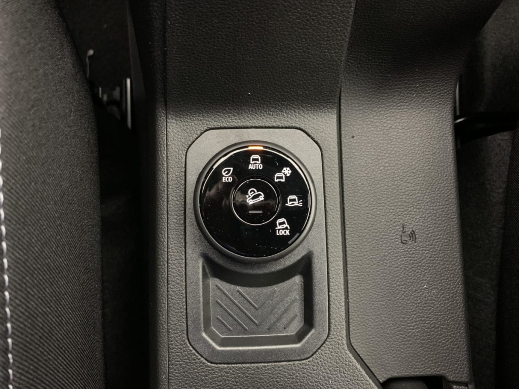 DACIA Duster TCe 130 4x4 Expression - ref: 1-335969 - Photo 9