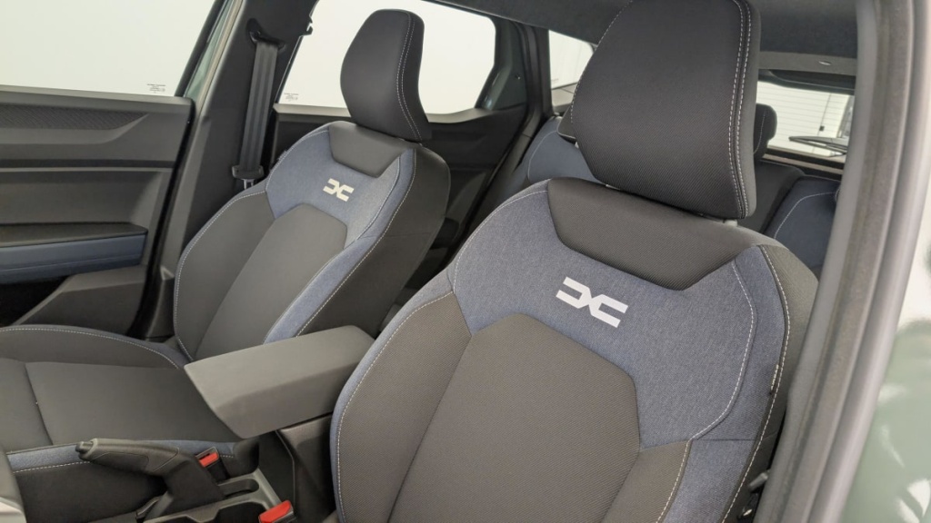 DACIA Duster TCe 130 4x4 Expression - ref: 1-335971 - Photo 16