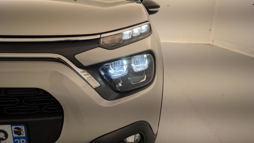 CITROEN C3 PureTech 110 BVM6 Plus - ref: 1-336001 - Photo 19