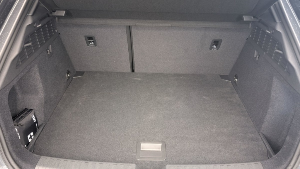 AUDI A3 SPORTBACK NOUVELLE 45 TFSI E HYBRIDE RECHARGEABLE 272 S TRONIC 6 S LINE - ref: 1-336108 - Photo 9