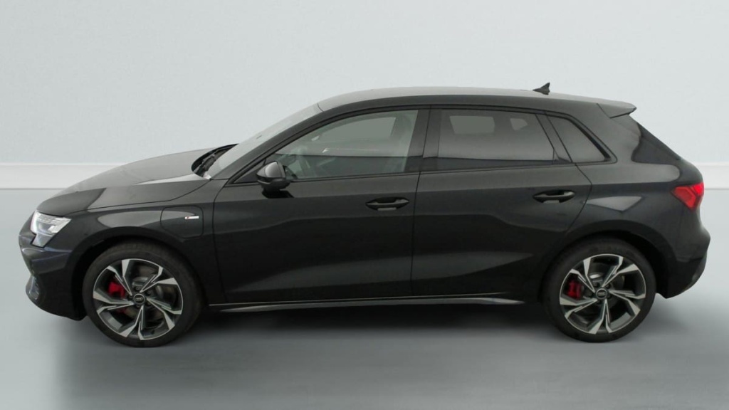 AUDI A3 SPORTBACK NOUVELLE 45 TFSI E HYBRIDE RECHARGEABLE 272 S TRONIC 6 S LINE - ref: 1-336118 - Photo 4