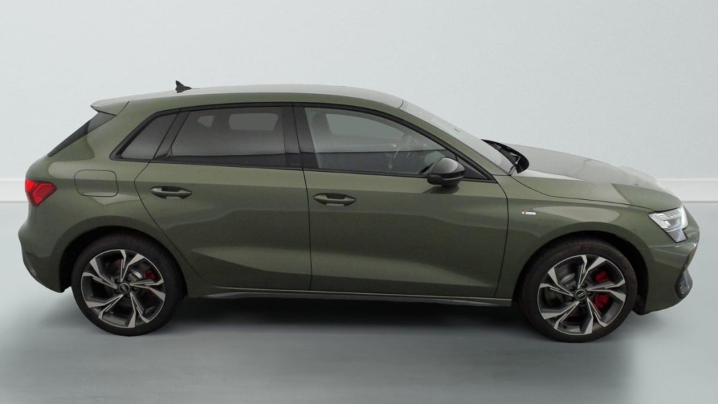 AUDI A3 SPORTBACK NOUVELLE 45 TFSI E HYBRIDE RECHARGEABLE 272 S TRONIC 6 S LINE - ref: 1-336123 - Photo 8