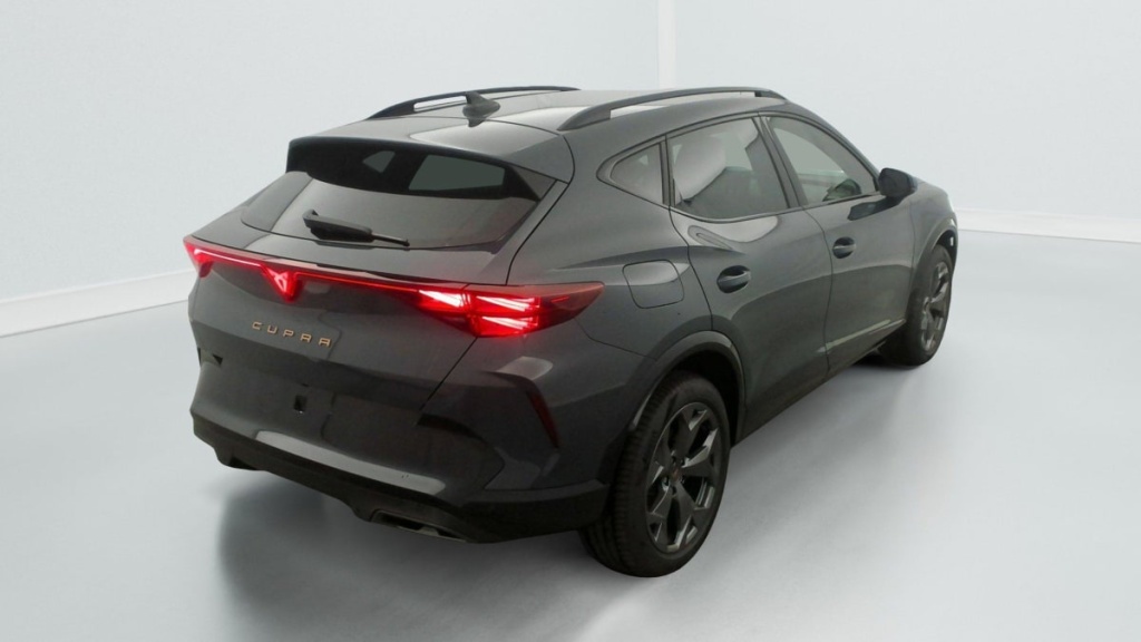 CUPRA FORMENTOR NOUVEAU 1.5 ETSI HYBRID 150 CH DSG7 V - ref: 1-336200 - Photo 7