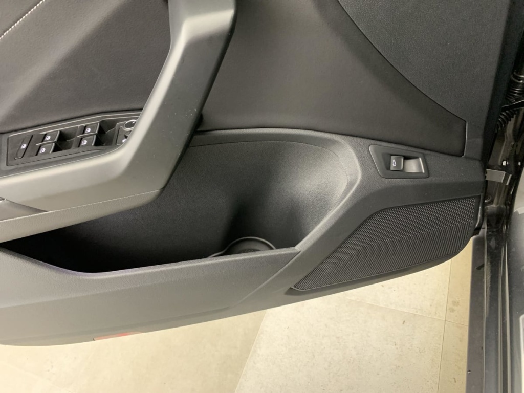 VOLKSWAGEN T-ROC 1.5 TSI EVO2 150 Start Stop DSG7 R-Line Edition - ref: 1-336292 - Photo 18