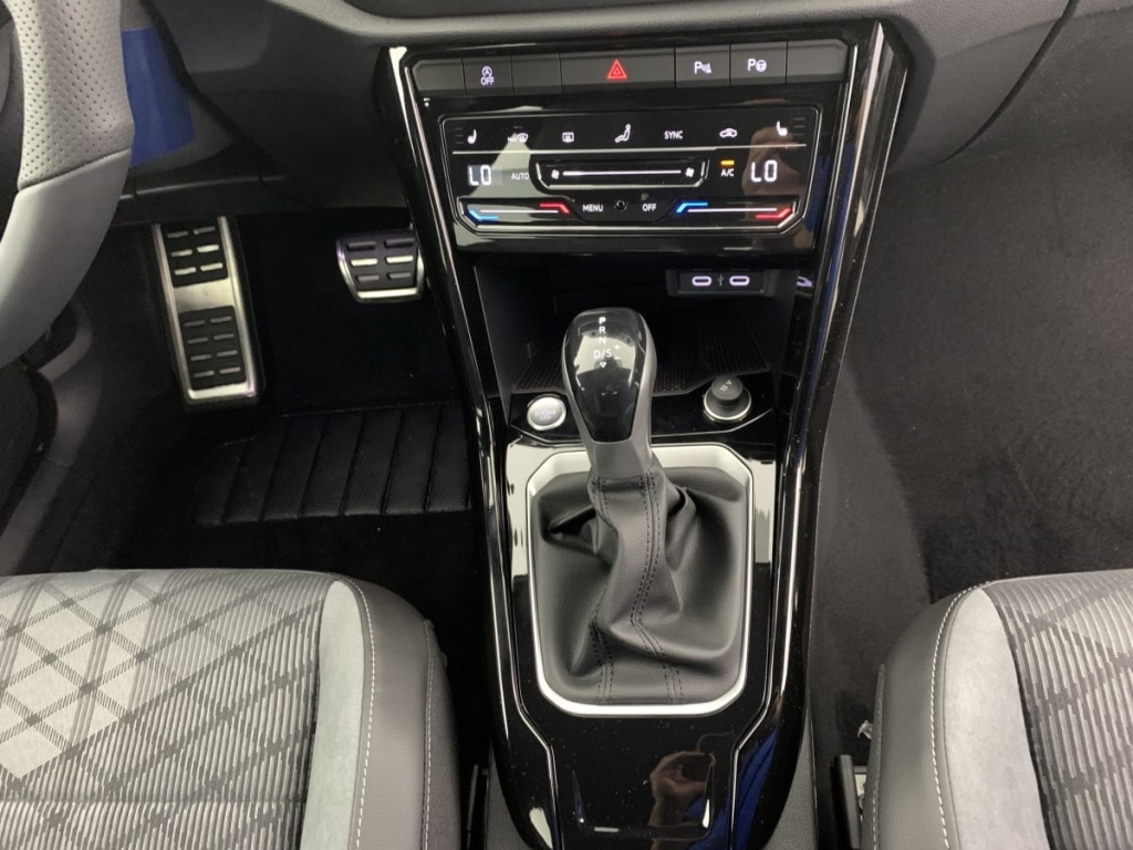 VOLKSWAGEN T-ROC 1.5 TSI EVO2 150 Start Stop DSG7 R-Line Edition - ref: 1-336292 - Photo 19