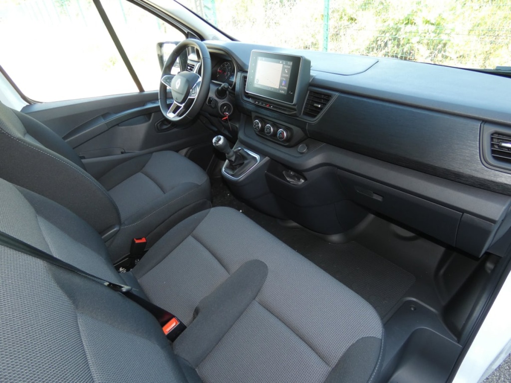 RENAULT TRAFIC FOURGON L2H1 3T BLUE DCI 130 GSR2 ADVANCE - ref: 1-336721 - Photo 10