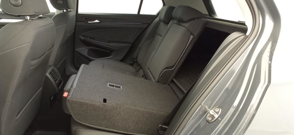 VOLKSWAGEN GOLF 8 NOUVELLE 1.5 ETSI EVO2 150 DSG7 LIFE PLUS - ref: 1-336971 - Photo 10