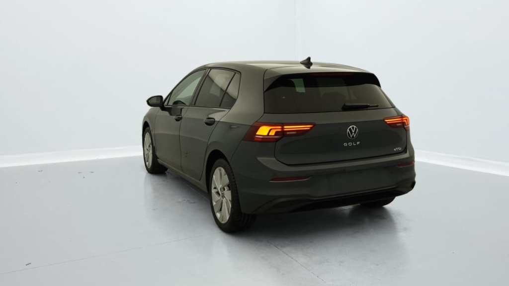 VOLKSWAGEN GOLF 8 NOUVELLE 1.5 ETSI EVO2 150 DSG7 LIFE PLUS - ref: 1-336971 - Photo 4