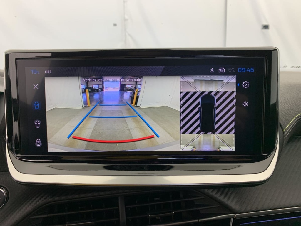 PEUGEOT 2008 Hybrid 145 e-DCS6 GT - ref: 1-337309 - Photo 17