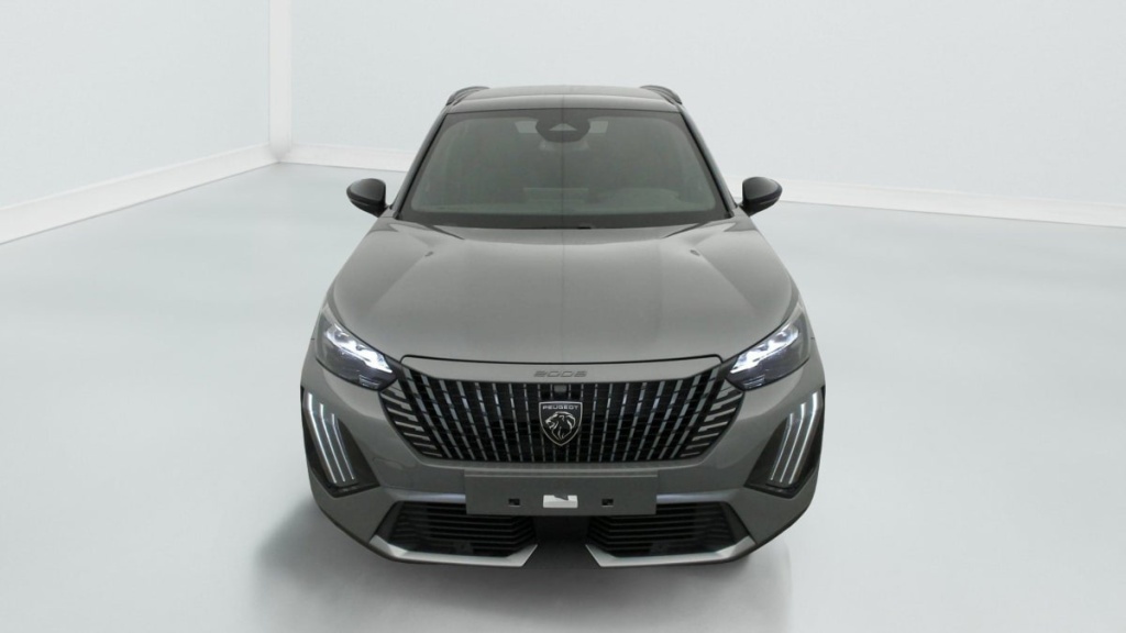 PEUGEOT 2008 Hybrid 145 e-DCS6 GT - ref: 1-337315 - Photo 2