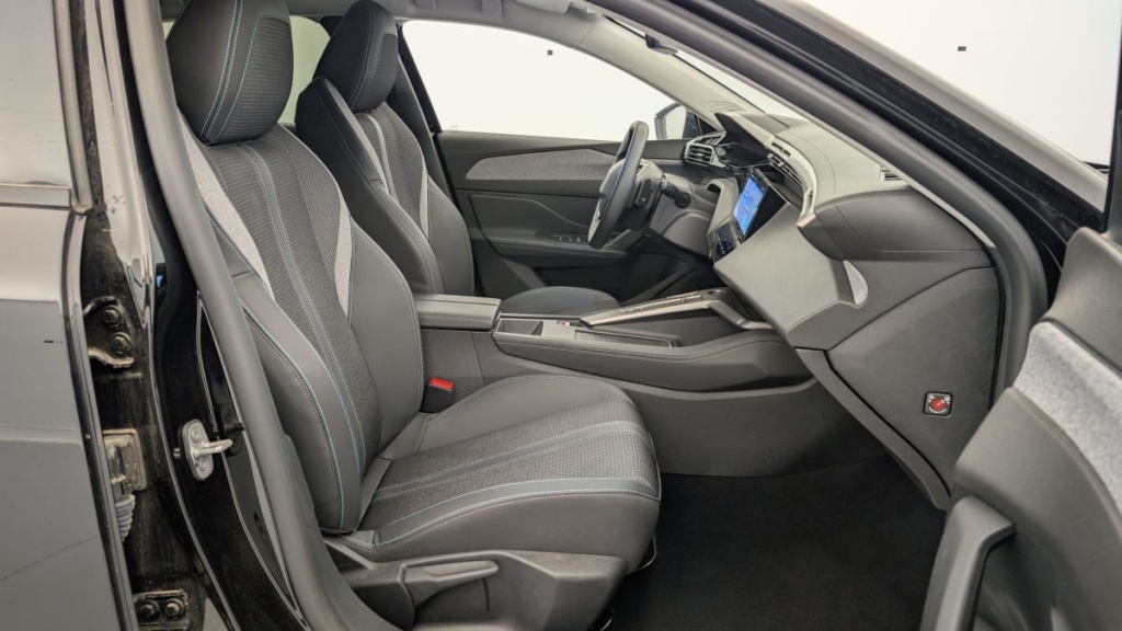 PEUGEOT 308 PureTech 130ch S S EAT8 Allure - ref: 1-337392 - Photo 9