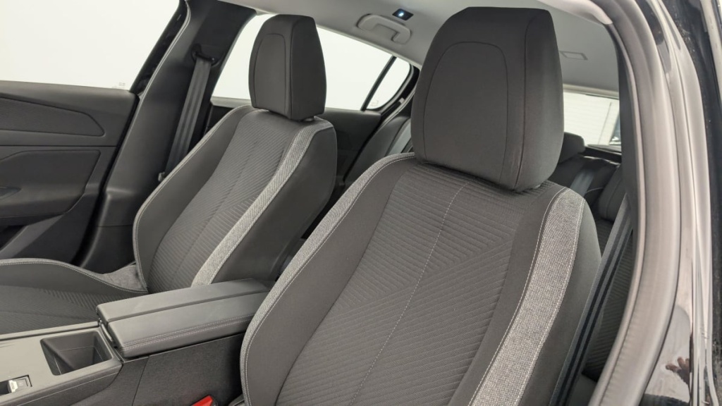 PEUGEOT 308 PureTech 130ch S S EAT8 Active Pack - ref: 1-337423 - Photo 16