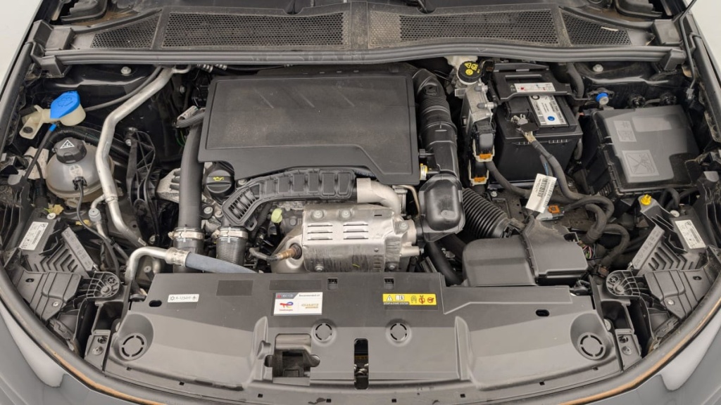 PEUGEOT 308 PureTech 130ch S S EAT8 Active Pack - ref: 1-337423 - Photo 19