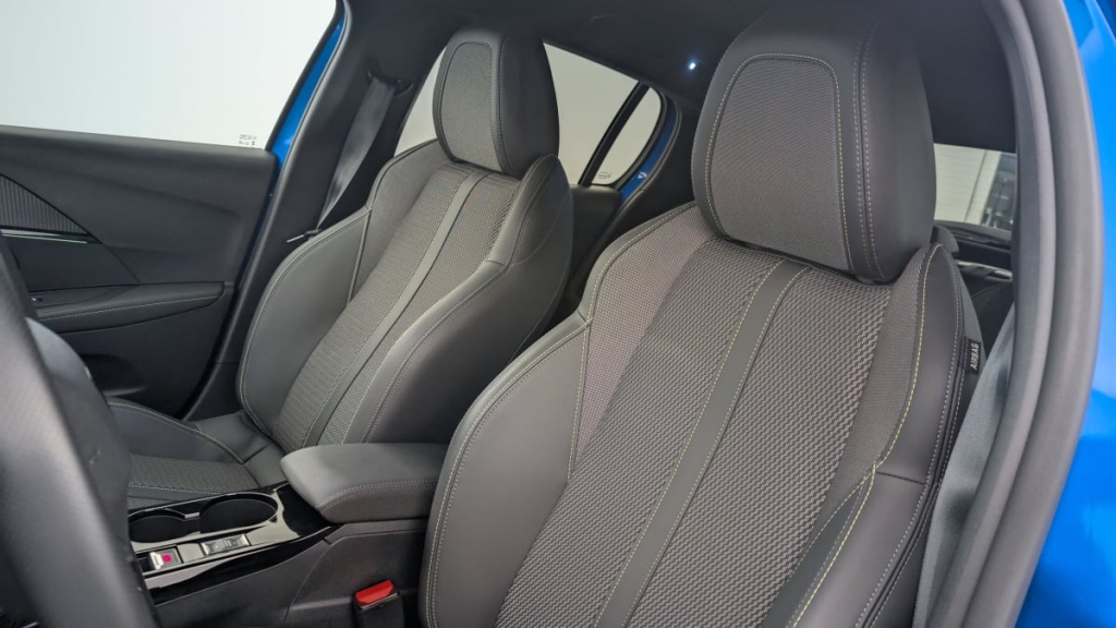 PEUGEOT 208 PureTech 100 S S BVM6 GT - ref: 1-337520 - Photo 16
