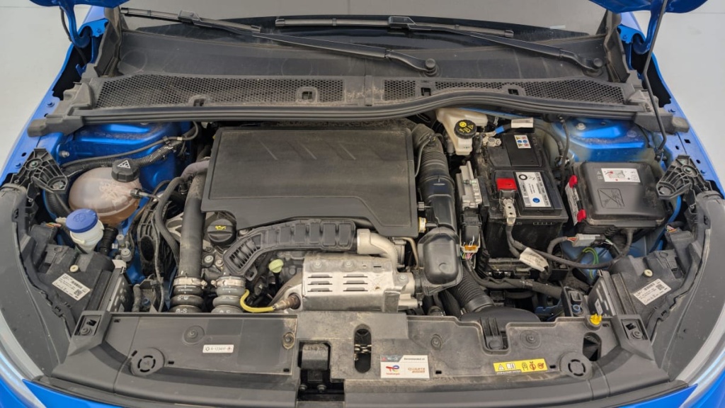 PEUGEOT 208 PureTech 100 S S BVM6 GT - ref: 1-337520 - Photo 19