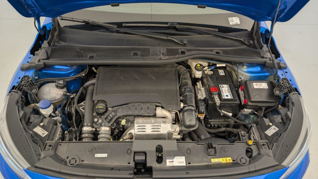 PEUGEOT 208 PureTech 100 S S BVM6 GT - ref: 1-337527 - Photo 19
