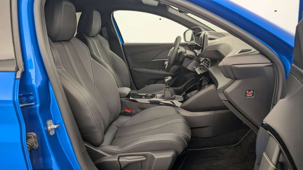 PEUGEOT 208 PureTech 100 S S BVM6 GT - ref: 1-337527 - Photo 9