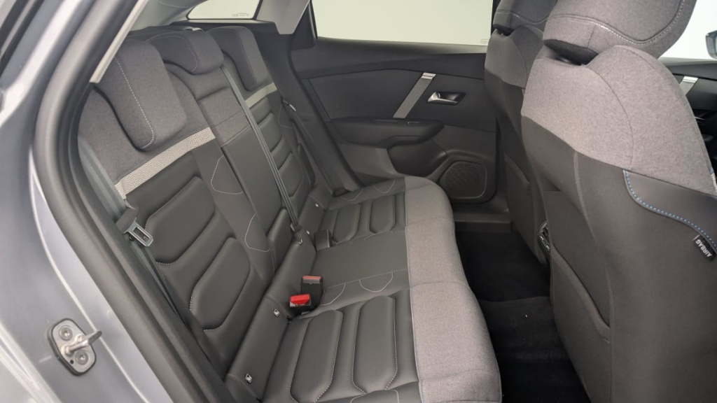 CITROEN C4 PureTech 130 EAT8 Max - ref: 1-337741 - Photo 10