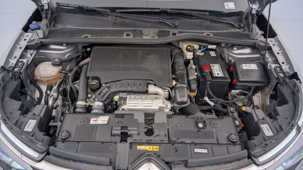 CITROEN C4 PureTech 130 EAT8 Max - ref: 1-337741 - Photo 20