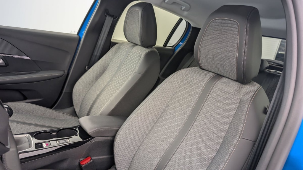 PEUGEOT 208 PureTech 100 S S BVM6 Allure - ref: 1-337745 - Photo 16