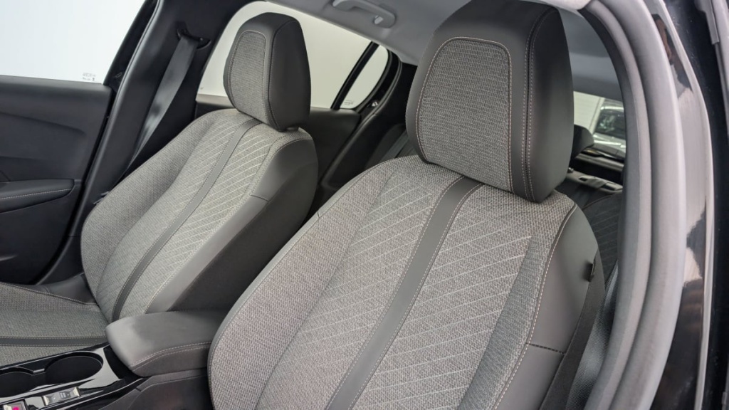 PEUGEOT 208 PureTech 100 S S BVM6 Allure - ref: 1-337929 - Photo 16