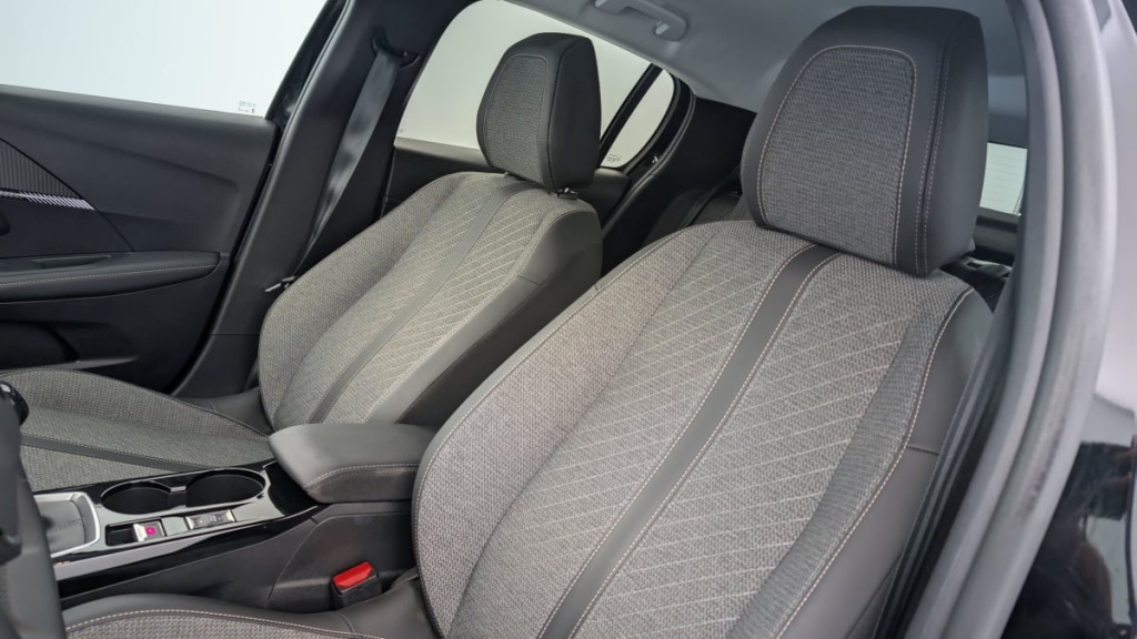 PEUGEOT 208 PureTech 100 S S BVM6 Allure - ref: 1-337933 - Photo 16
