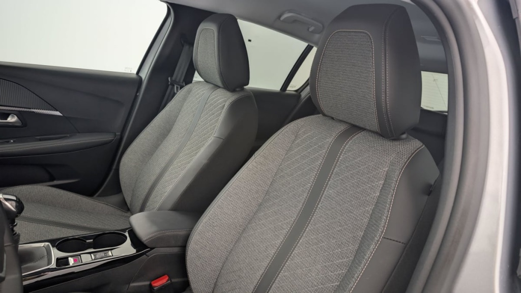 PEUGEOT 208 PureTech 100 S S BVM6 Allure - ref: 1-337970 - Photo 16