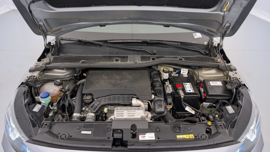 PEUGEOT 208 PureTech 100 S S BVM6 Allure - ref: 1-337972 - Photo 18