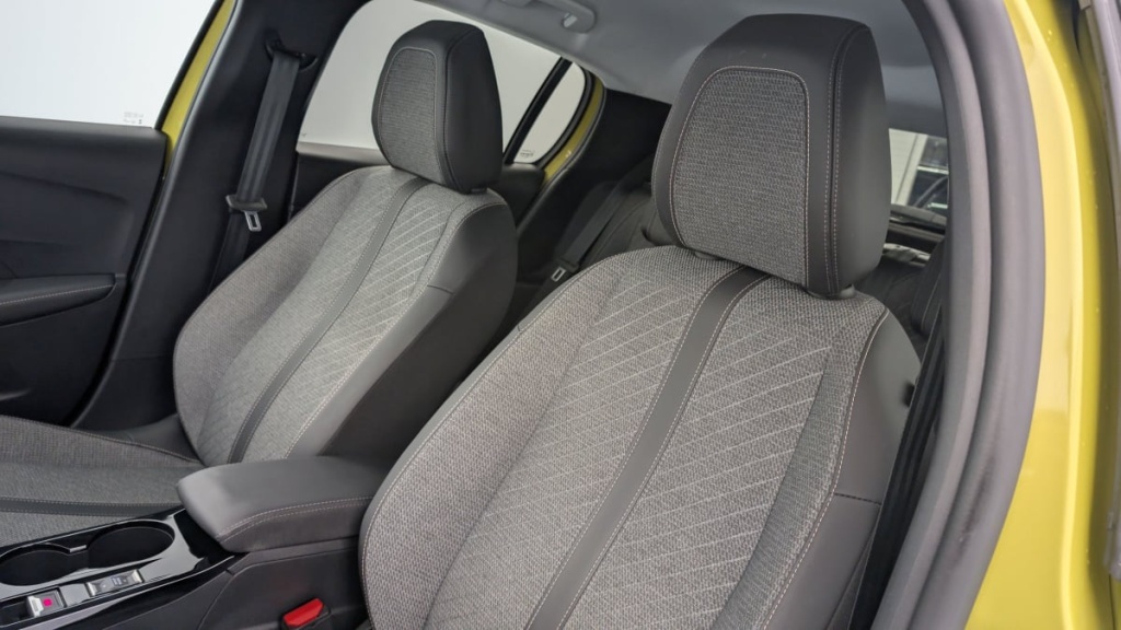PEUGEOT 208 PureTech 100 S S BVM6 Allure - ref: 1-338081 - Photo 16